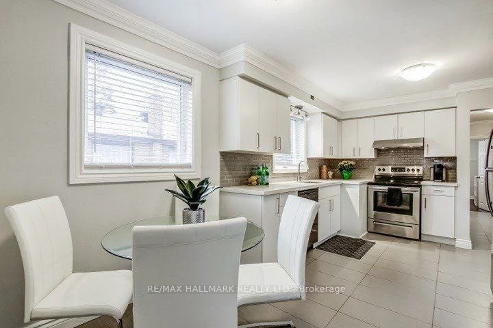 336, Skopit, Crosby, Richmond Hill