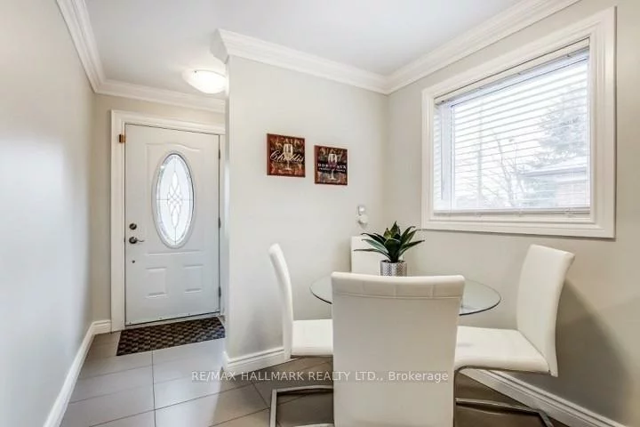 336, Skopit, Crosby, Richmond Hill