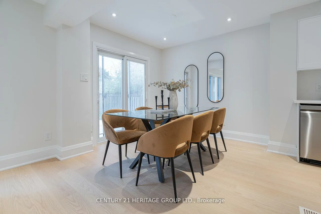 23, Merrylyn, North Richvale, Richmond Hill