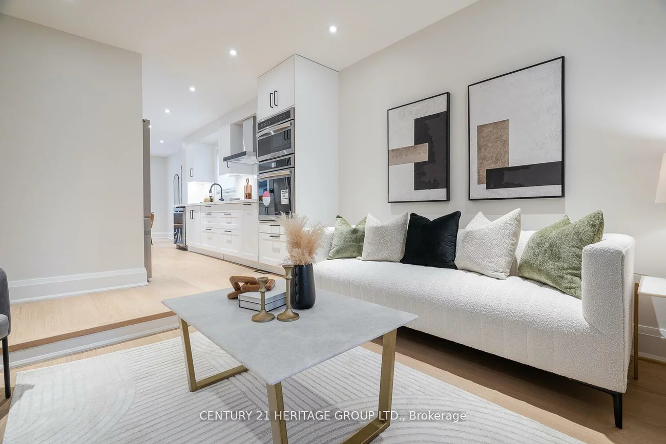 23, Merrylyn, North Richvale, Richmond Hill