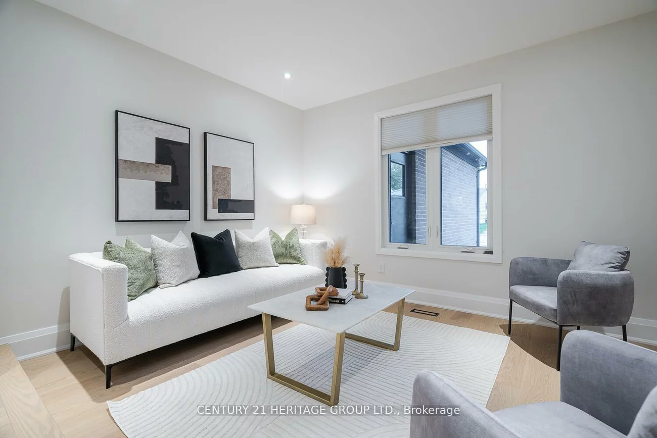 23, Merrylyn, North Richvale, Richmond Hill