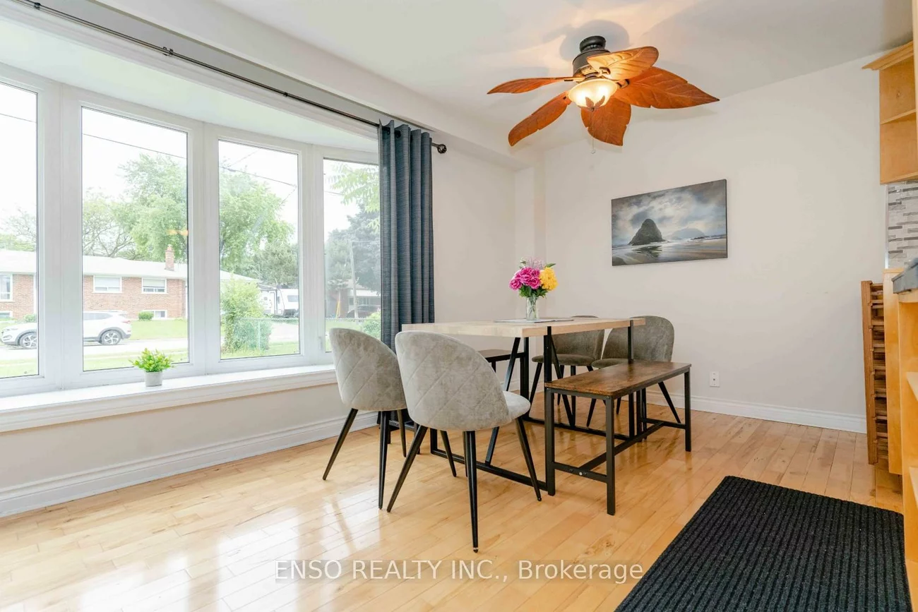 24, Gentry, Crosby, Richmond Hill