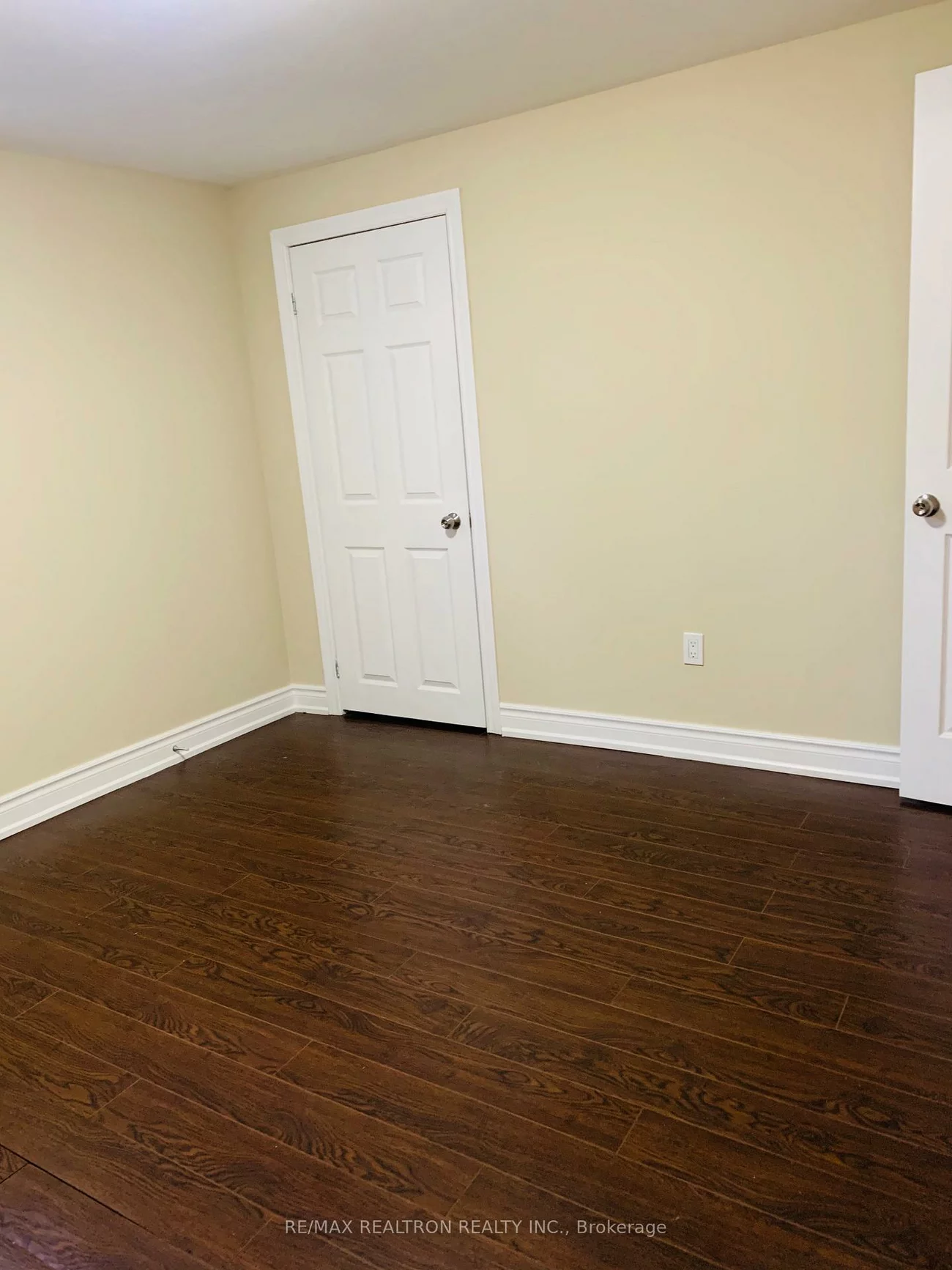 375, Elmwood, Harding, Richmond Hill