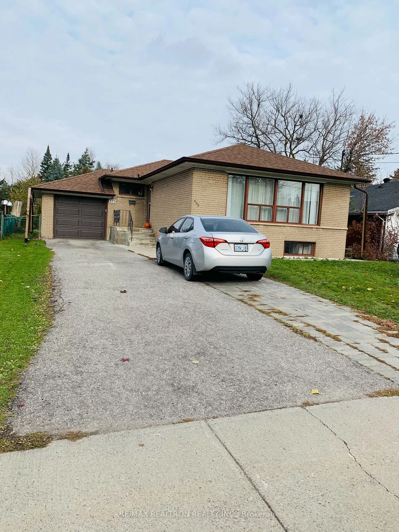 375, Elmwood, Harding, Richmond Hill