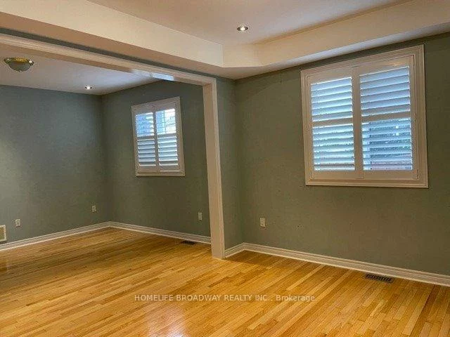 48, Townwood, Jefferson, Richmond Hill