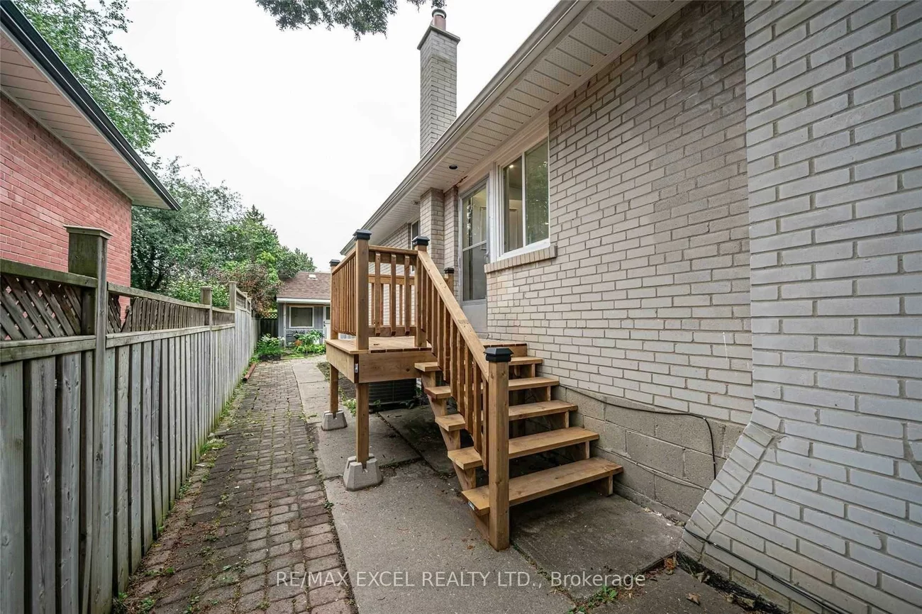 412, Balkan, Crosby, Richmond Hill