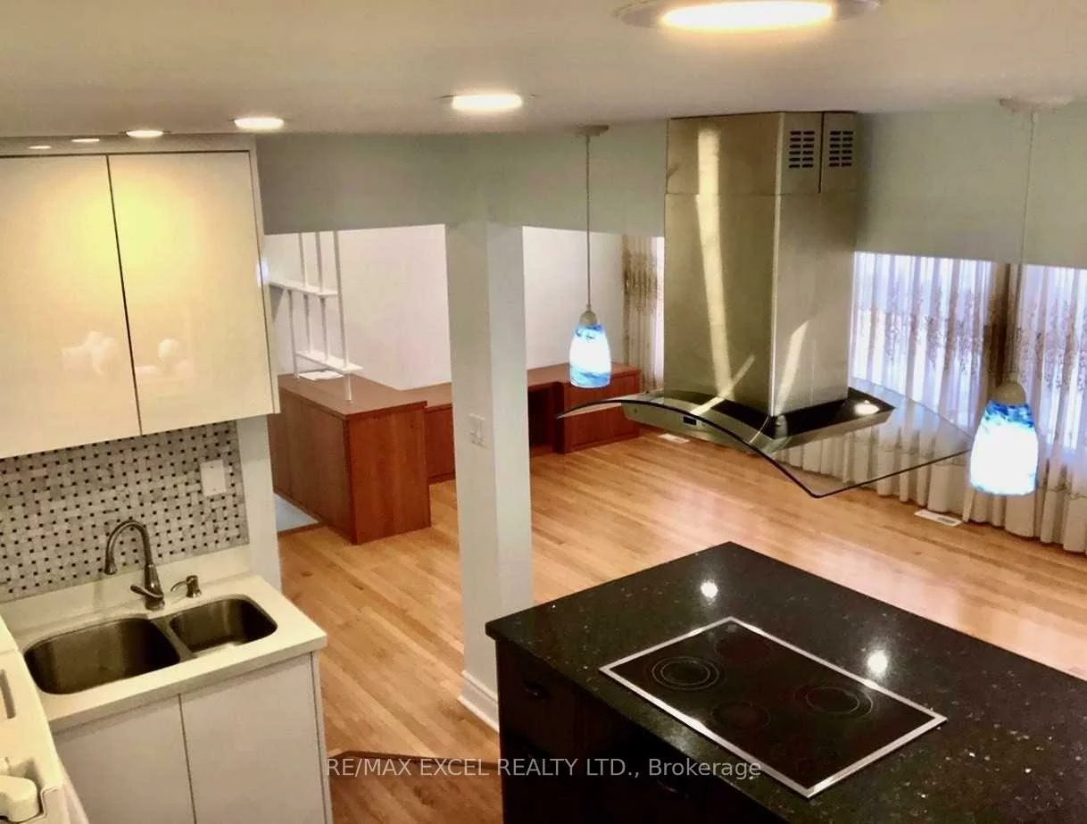 412, Balkan, Crosby, Richmond Hill