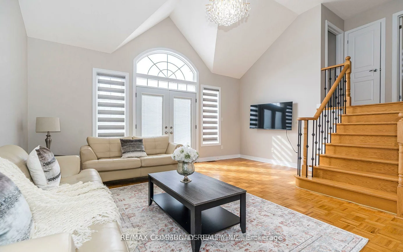 24, Cozens, Oak Ridges, Richmond Hill