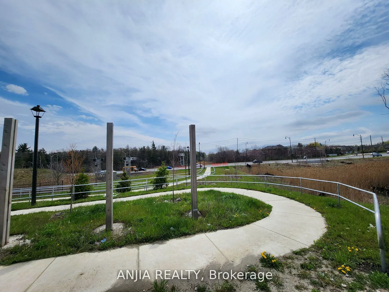 104, Credit, Jefferson, Richmond Hill