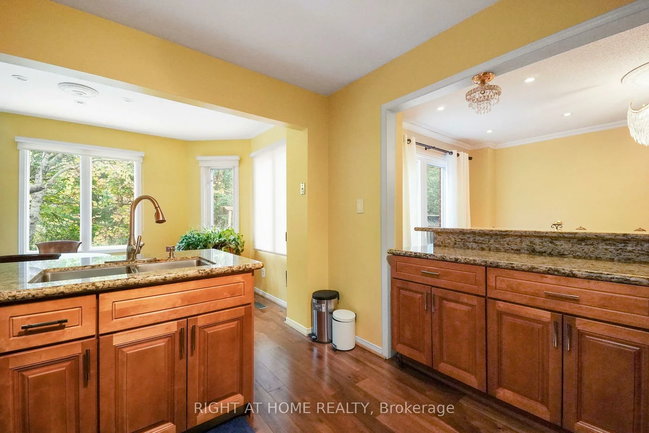 97, Brillinger, North Richvale, Richmond Hill