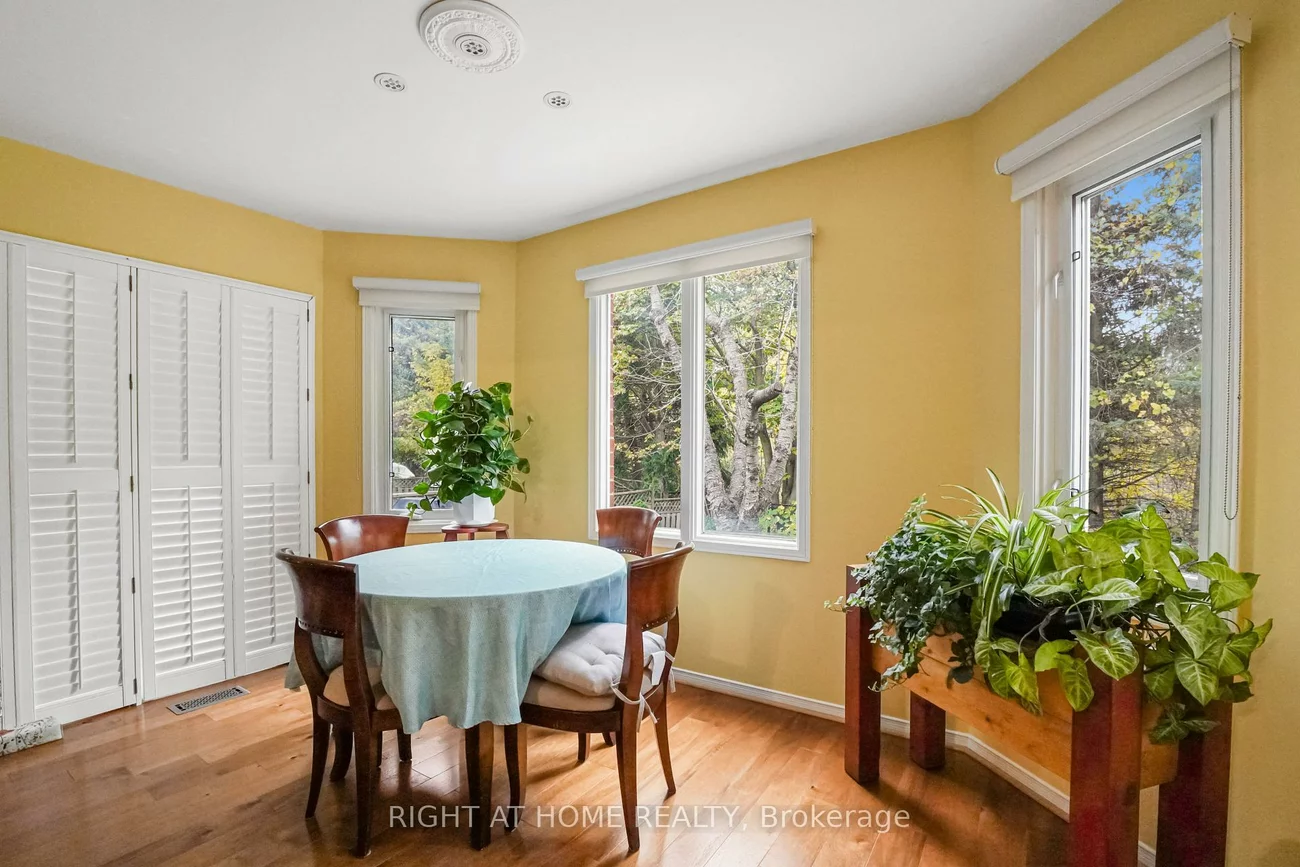 97, Brillinger, North Richvale, Richmond Hill