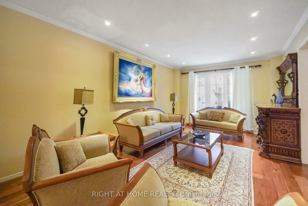 97, Brillinger, North Richvale, Richmond Hill