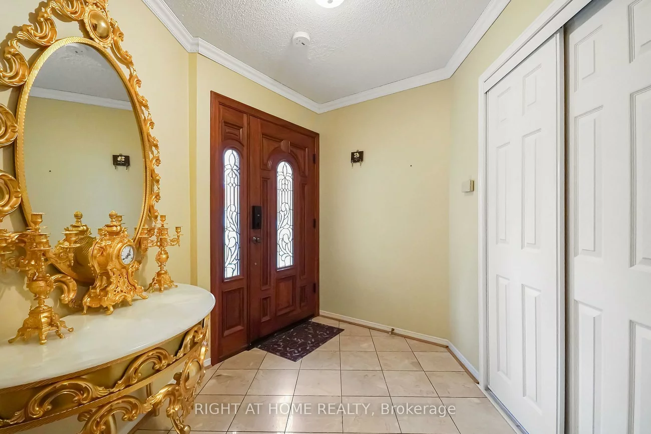 97, Brillinger, North Richvale, Richmond Hill