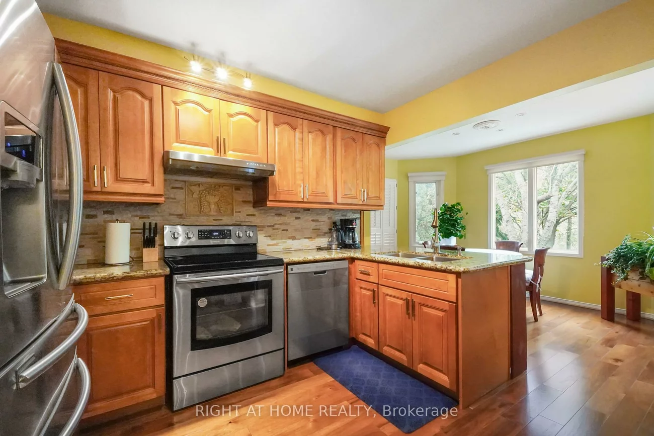 97, Brillinger, North Richvale, Richmond Hill