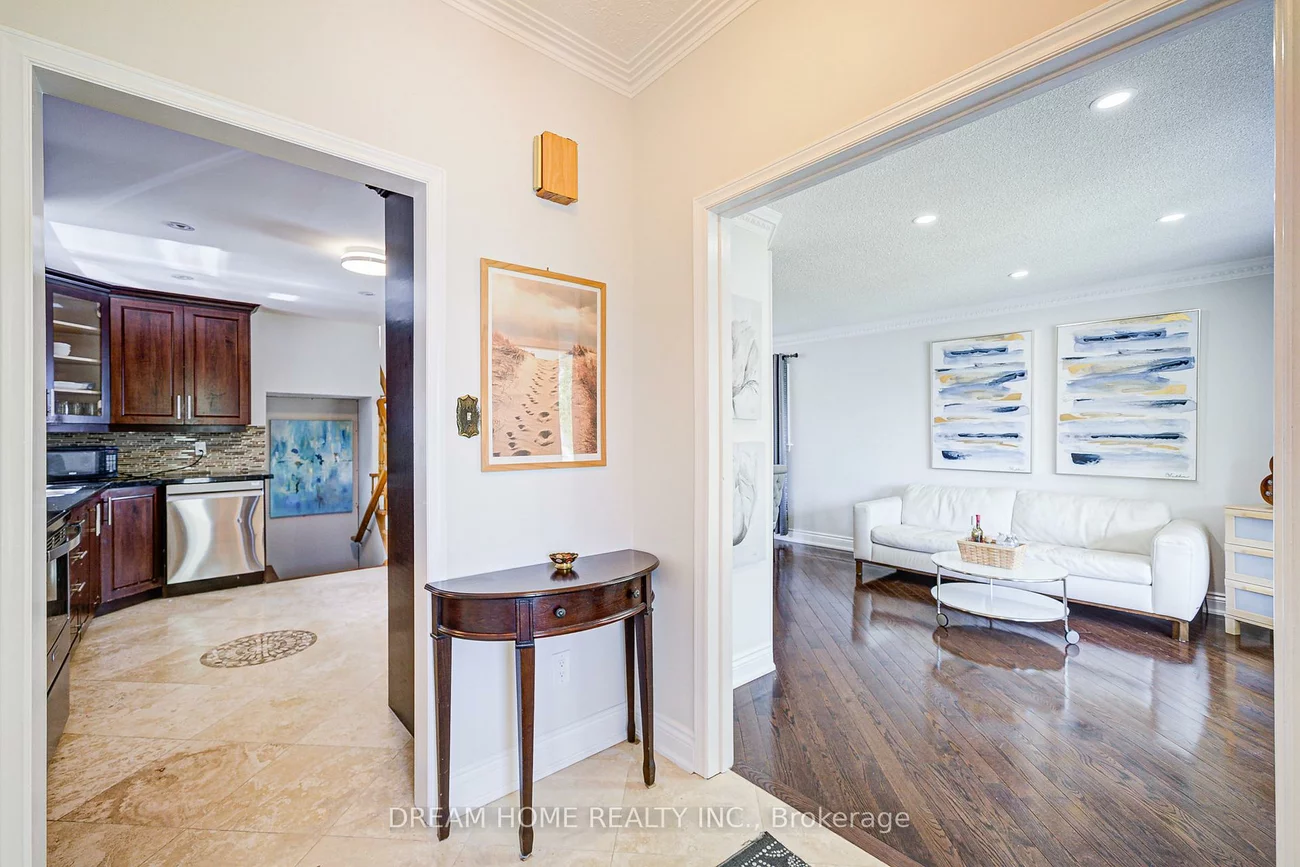 98, Weldrick, North Richvale, Richmond Hill