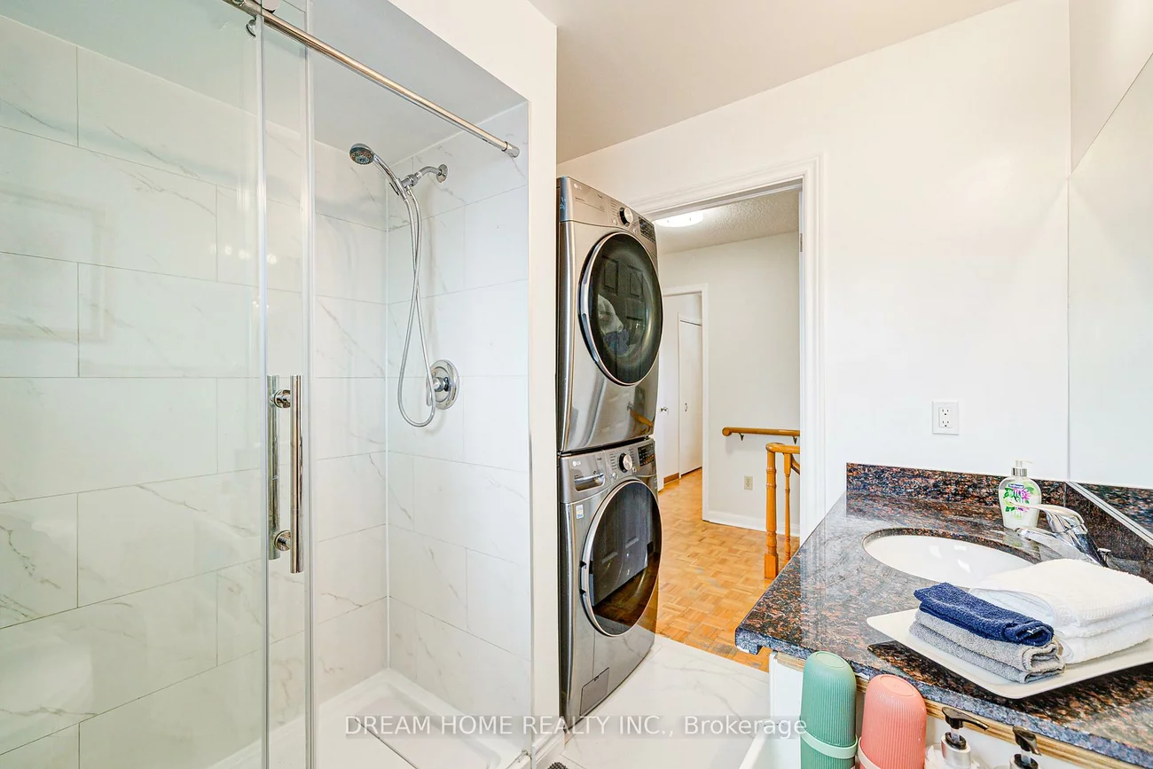 98, Weldrick, North Richvale, Richmond Hill