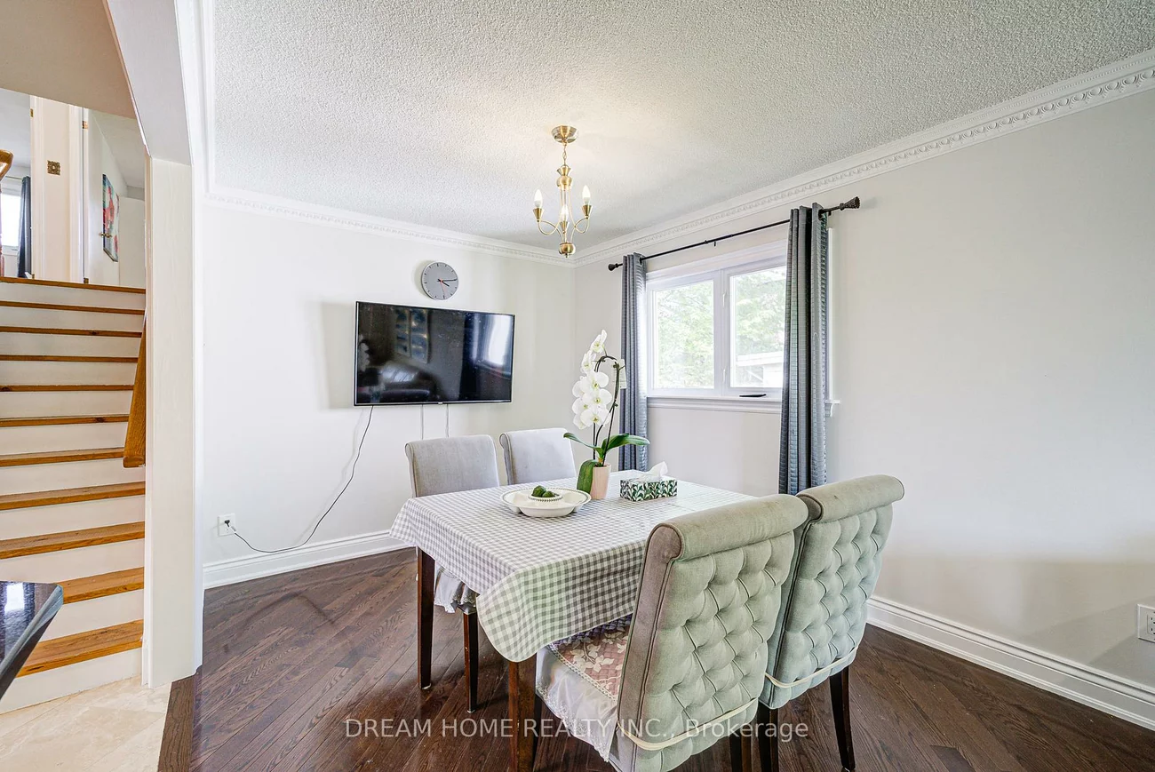 98, Weldrick, North Richvale, Richmond Hill