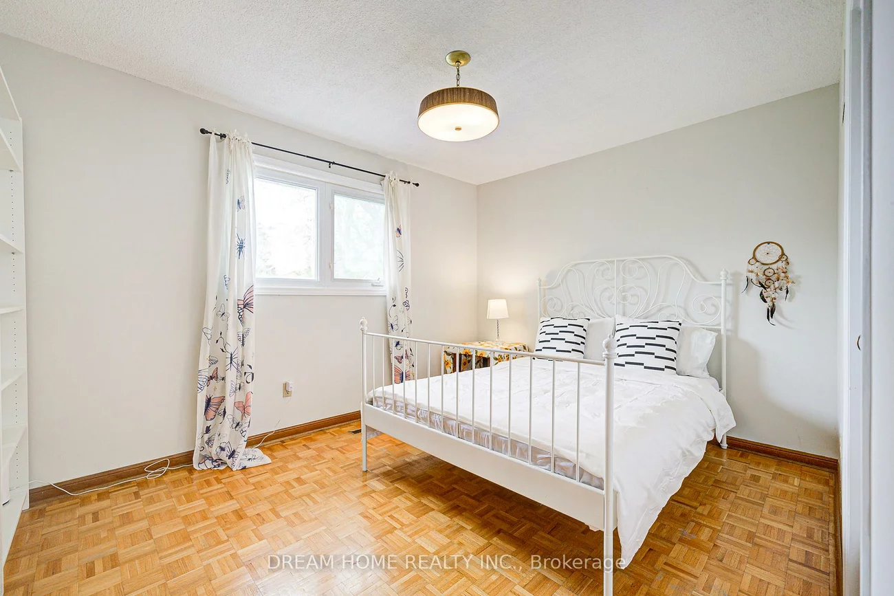 98, Weldrick, North Richvale, Richmond Hill