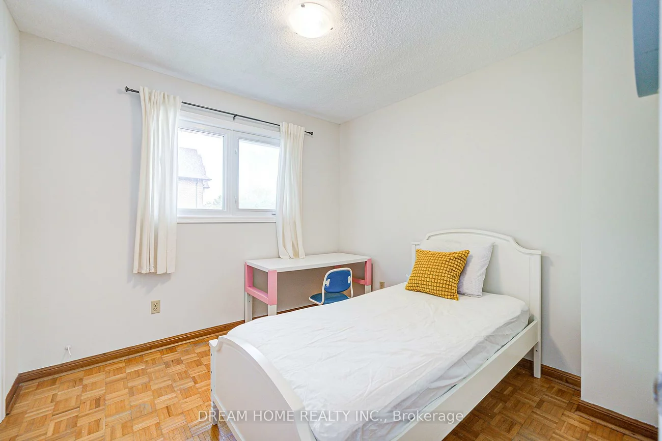 98, Weldrick, North Richvale, Richmond Hill