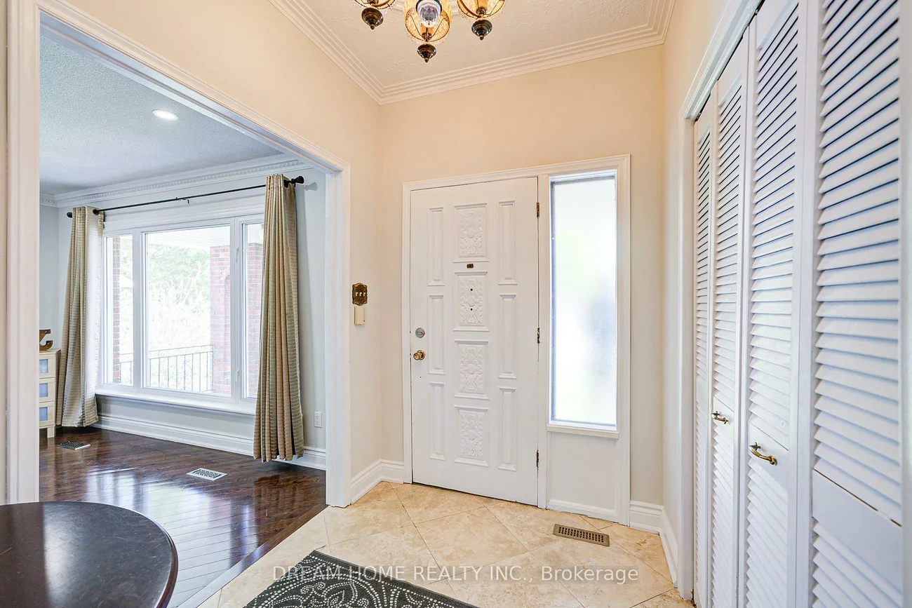 98, Weldrick, North Richvale, Richmond Hill