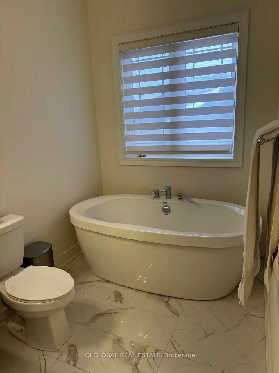 50, Drizzel, Oak Ridges, Richmond Hill