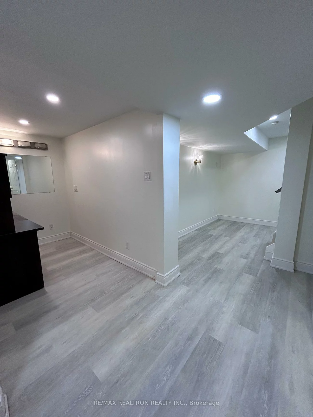 39, Waterton, Langstaff, Richmond Hill