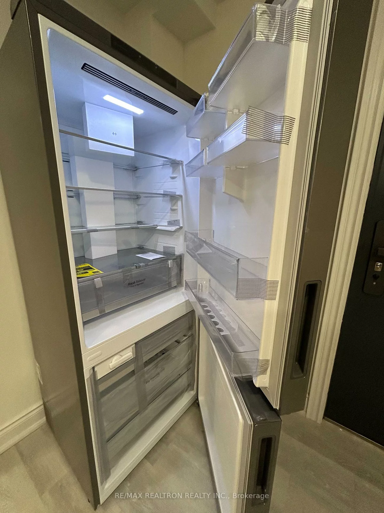 39, Waterton, Langstaff, Richmond Hill