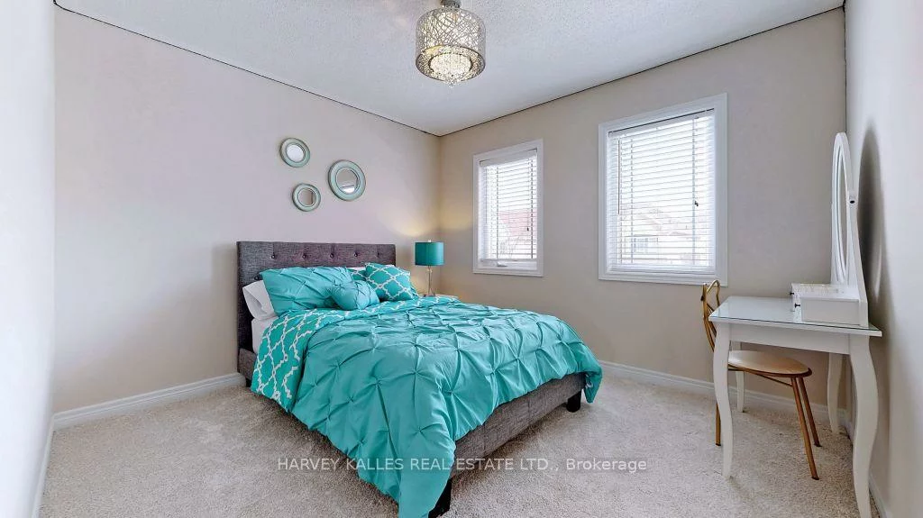 18, Shiner, Oak Ridges, Richmond Hill