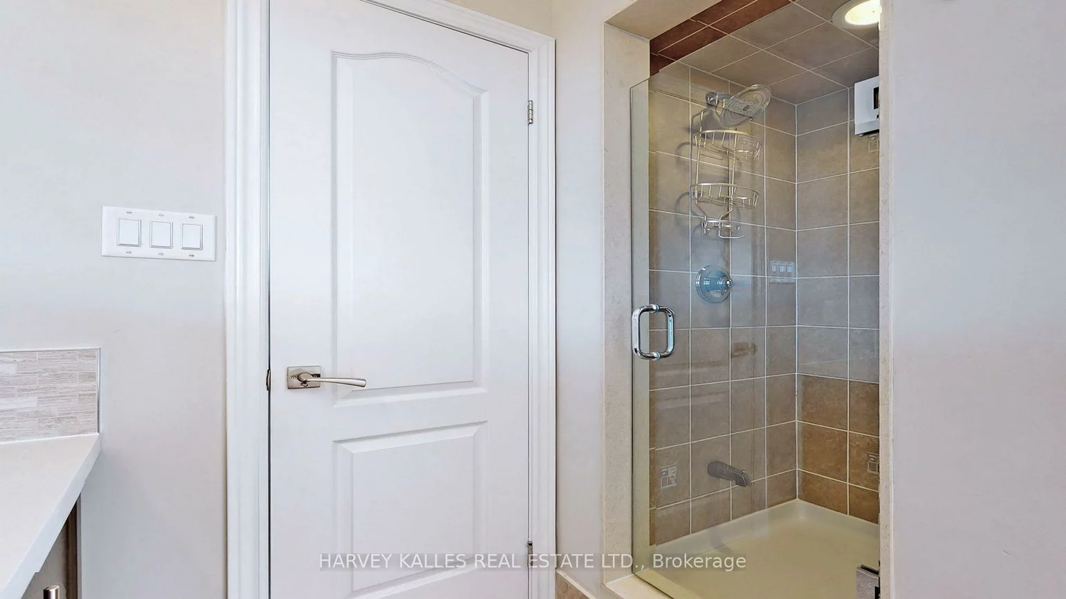 18, Shiner, Oak Ridges, Richmond Hill