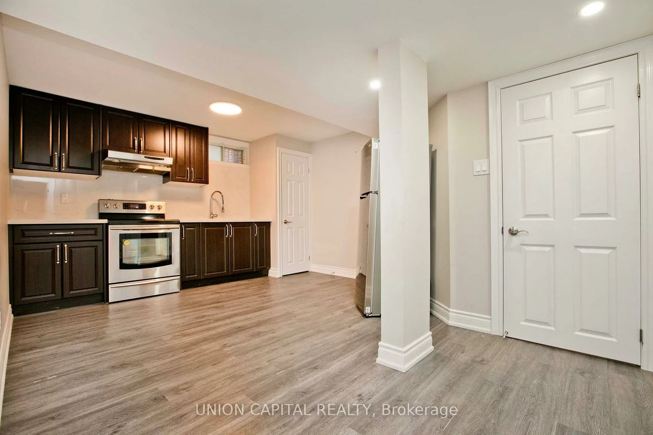 57, Belvedere Cres, Crosby, Richmond Hill