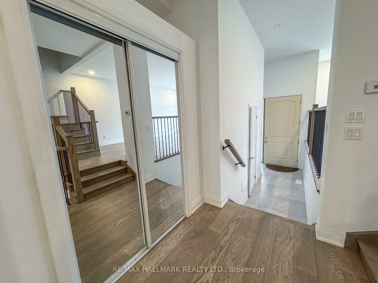 22, Direzze, Mill Pond, Richmond Hill