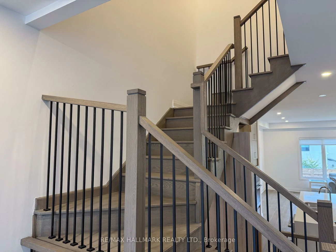 22, Direzze, Mill Pond, Richmond Hill