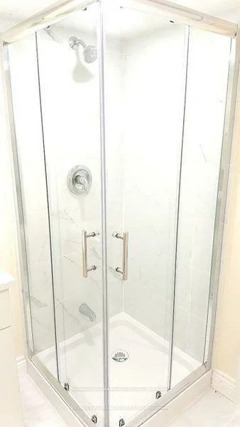 9884, Bayview, Harding, Richmond Hill