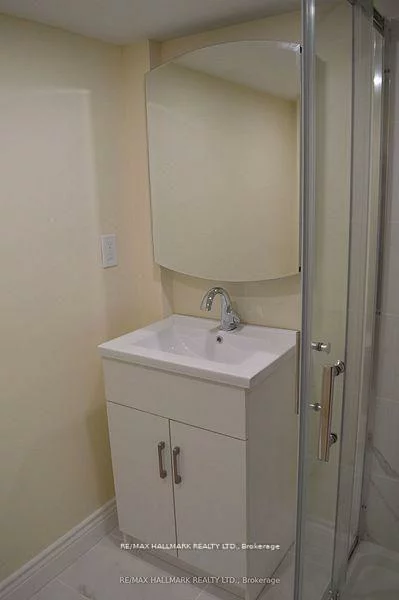 9884, Bayview, Harding, Richmond Hill