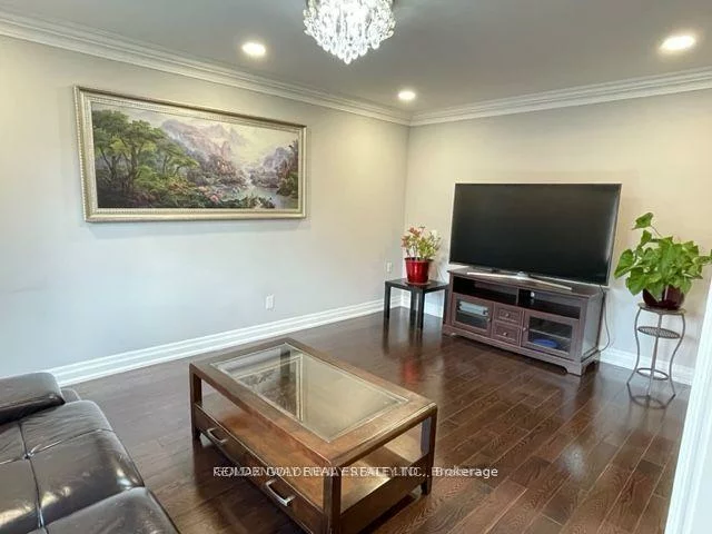 2, Edinburgh, Doncrest, Richmond Hill