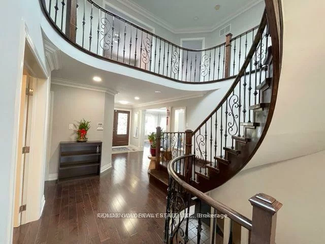 2, Edinburgh, Doncrest, Richmond Hill