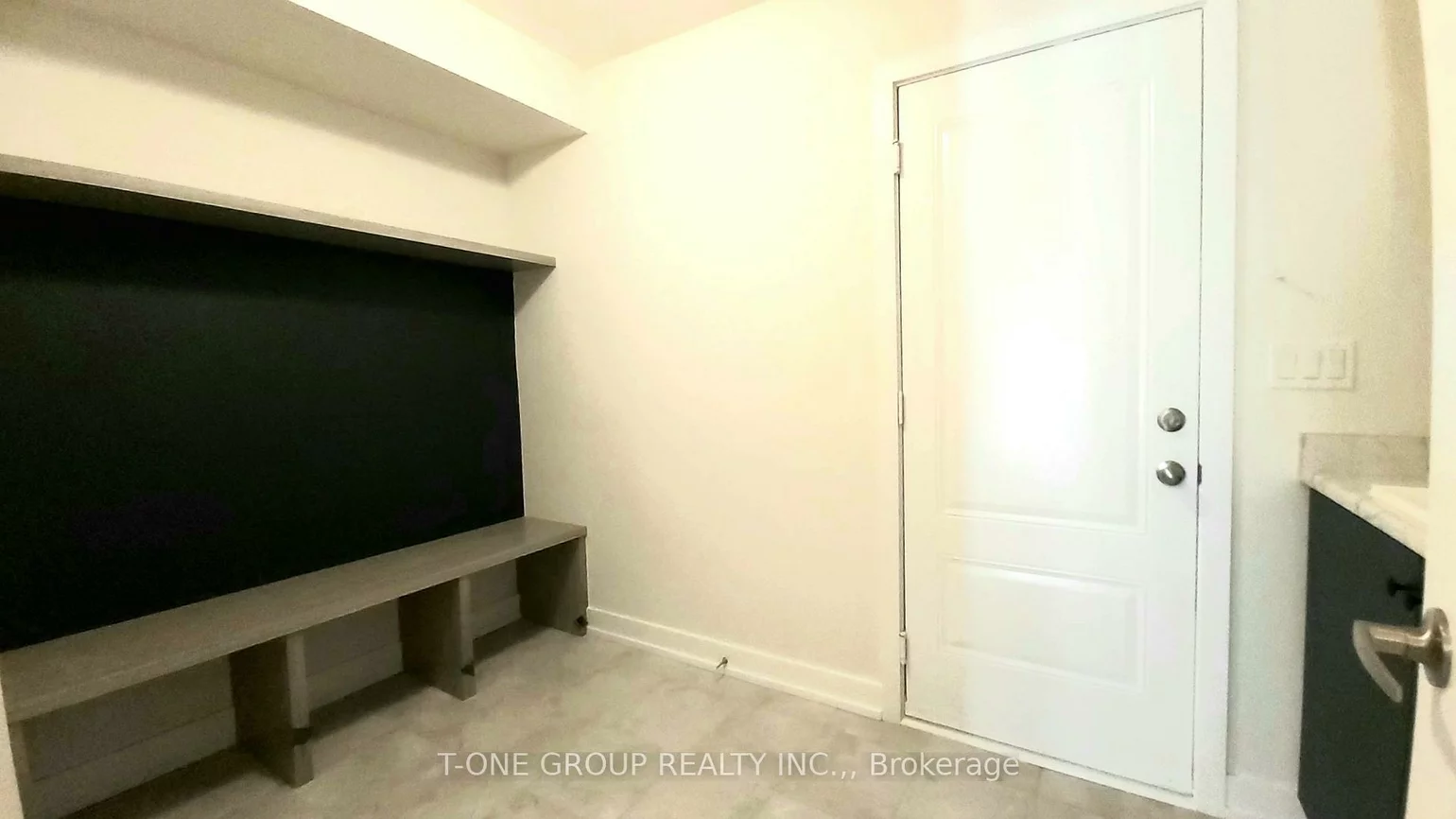 23, Ingersoll, Jefferson, Richmond Hill