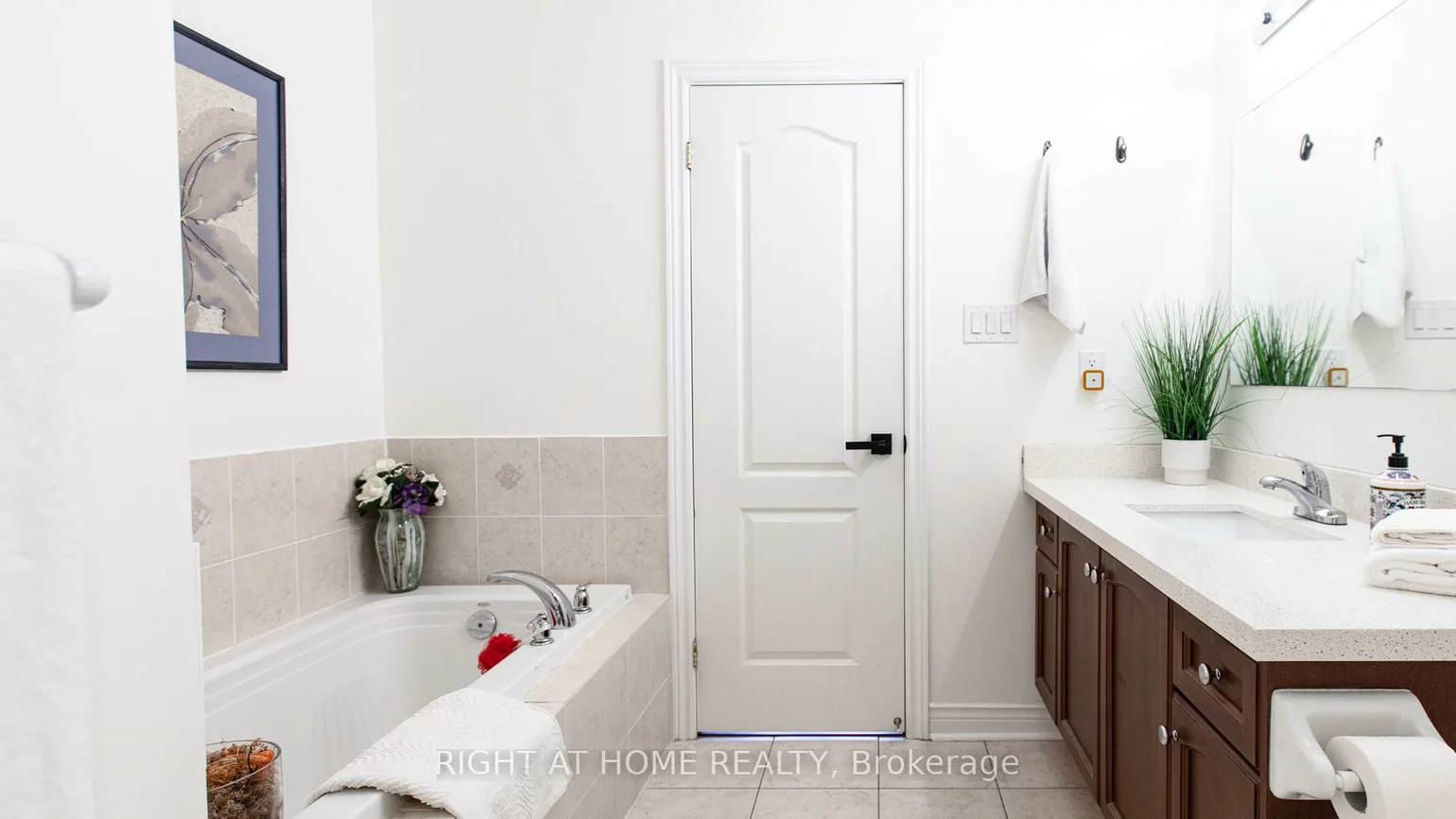 4, Old Orchard, Rouge Woods, Richmond Hill