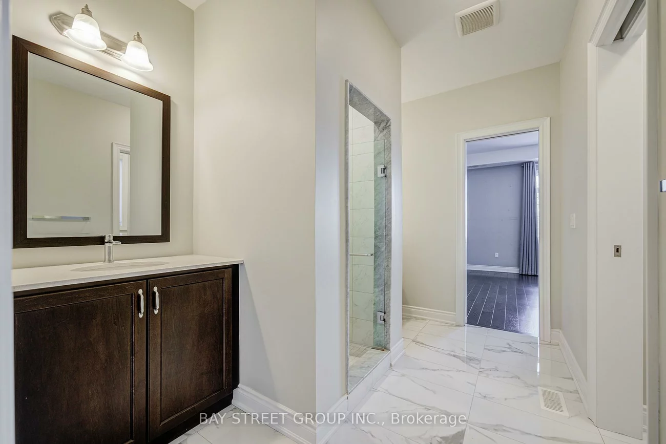 75, Douglas, Oak Ridges Lake Wilcox, Richmond Hill