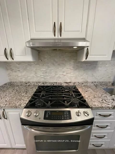 231, Blue Grass, Crosby, Richmond Hill