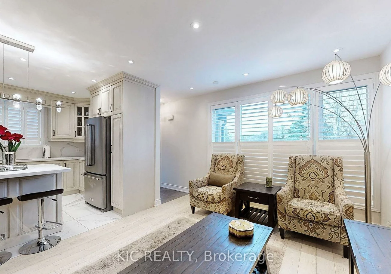 226, Browndale, Crosby, Richmond Hill