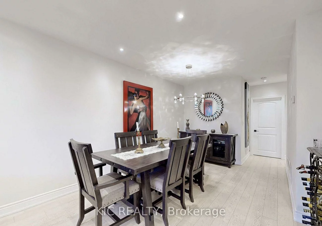 226, Browndale, Crosby, Richmond Hill