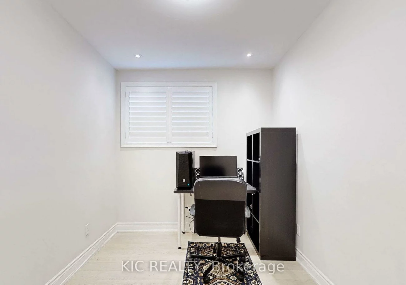 226, Browndale, Crosby, Richmond Hill