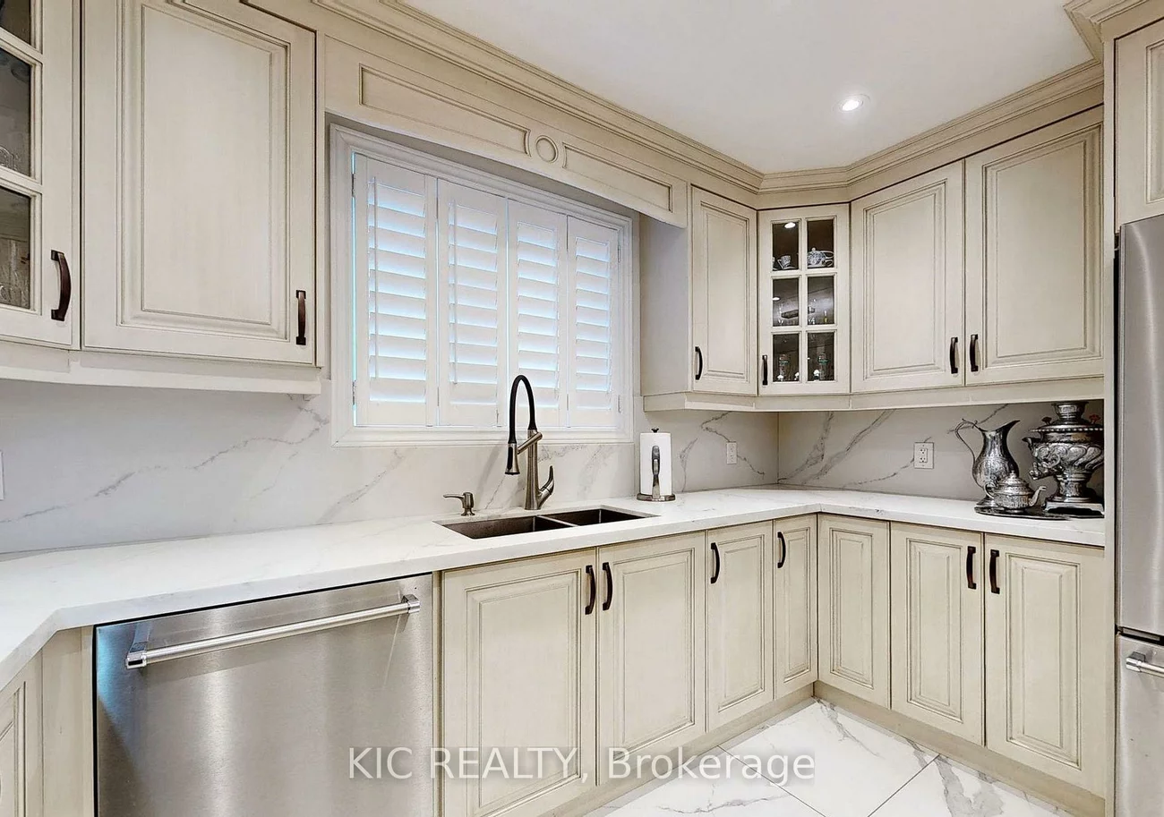 226, Browndale, Crosby, Richmond Hill