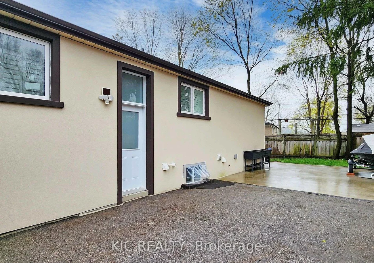 226, Browndale, Crosby, Richmond Hill