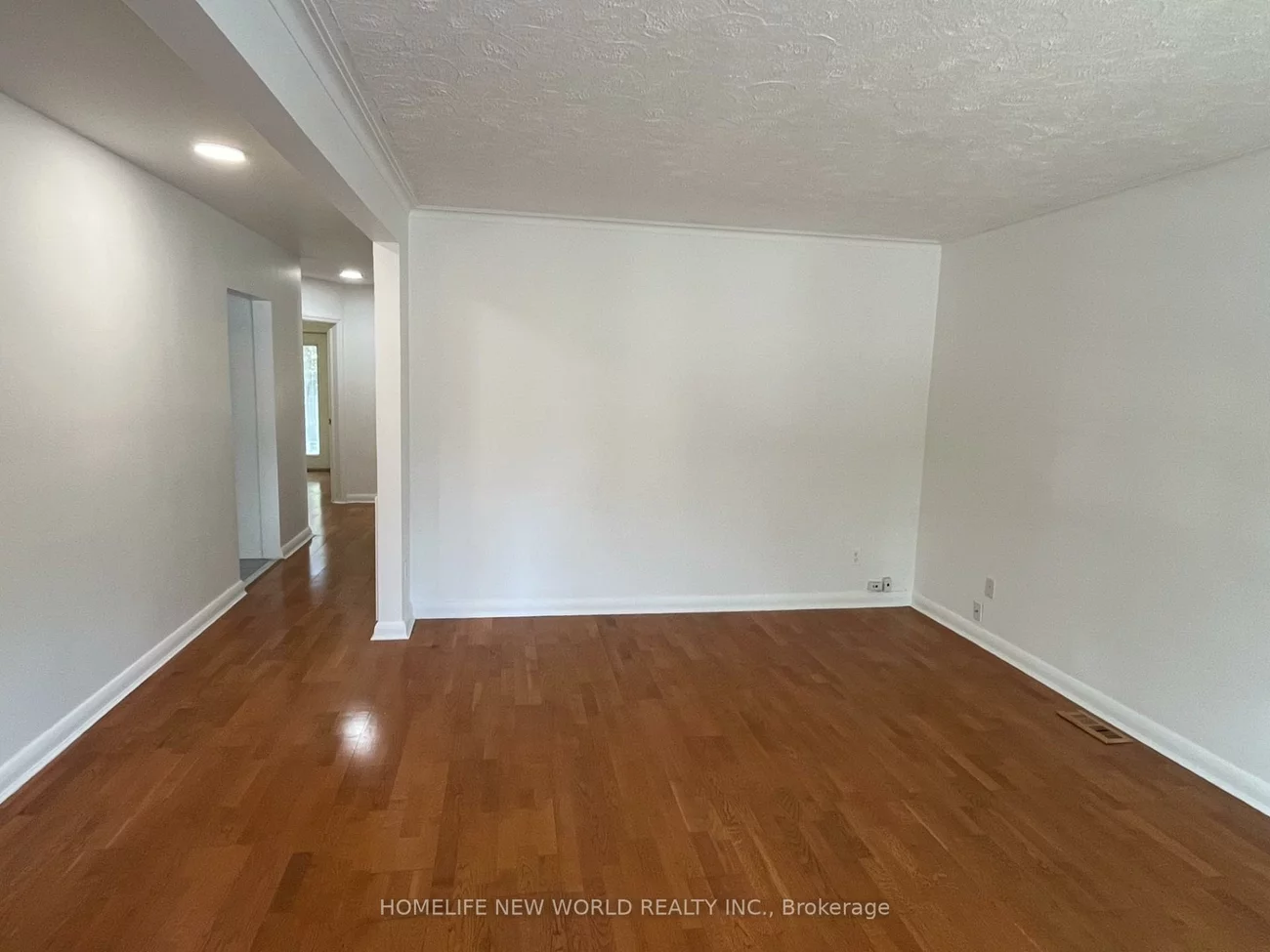 345, Centre, Crosby, Richmond Hill