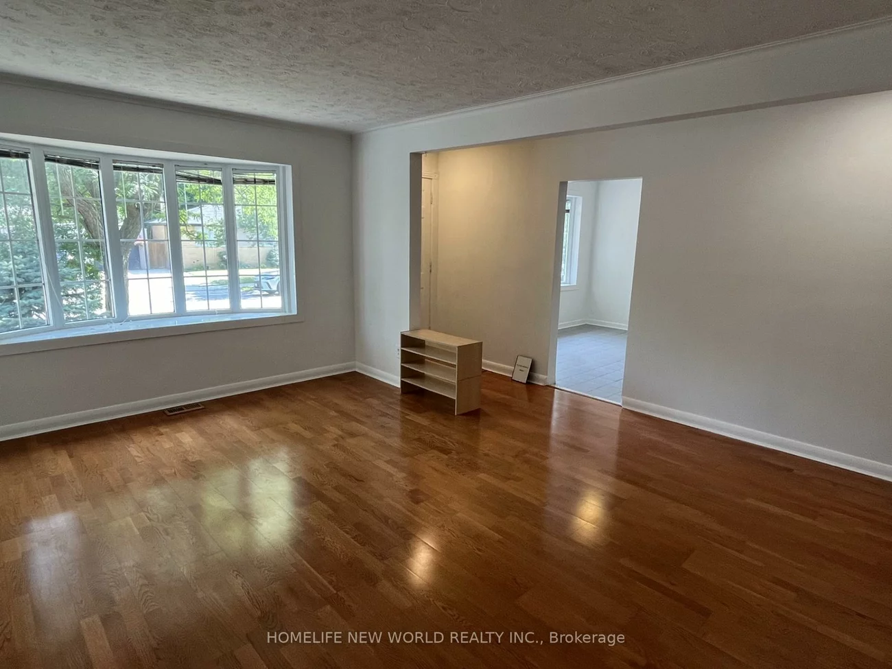 345, Centre, Crosby, Richmond Hill