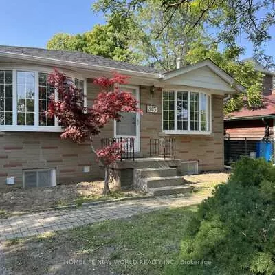 345, Centre, Crosby, Richmond Hill