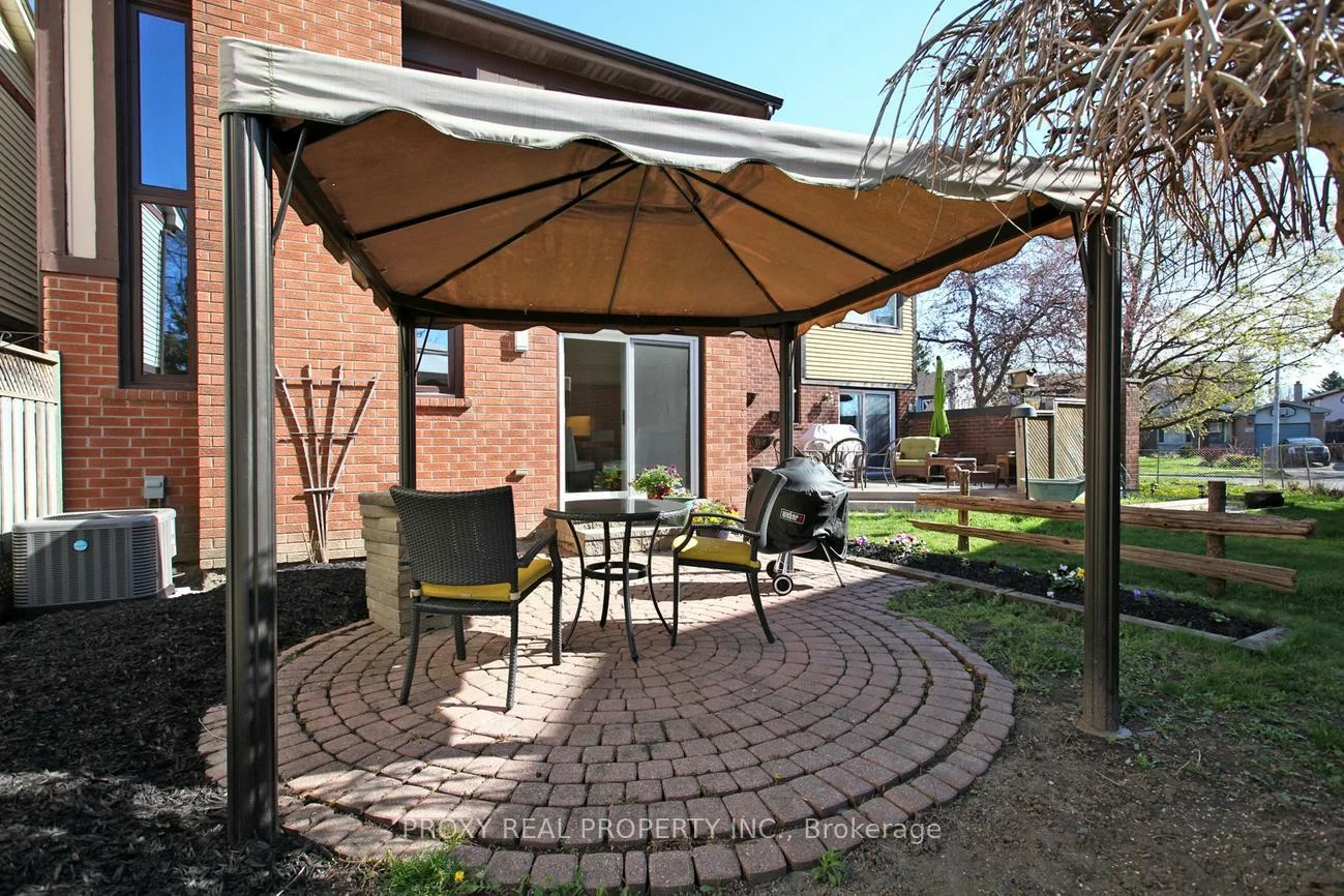 141, Castle Rock, North Richvale, Richmond Hill