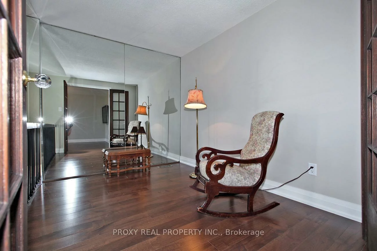 141, Castle Rock, North Richvale, Richmond Hill